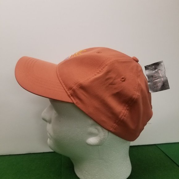 H90 - Radiate Love Hat - Picture 5 of 8